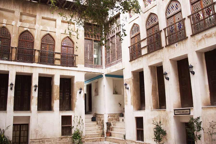 Dehdahsti Edifice (Oil Edifice of Bushehr)