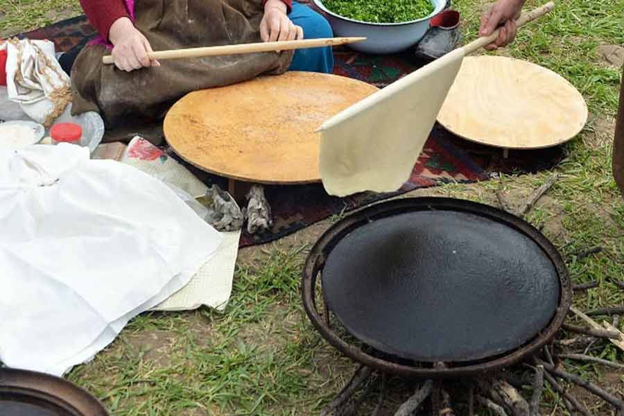Flatbread making and sharing culture