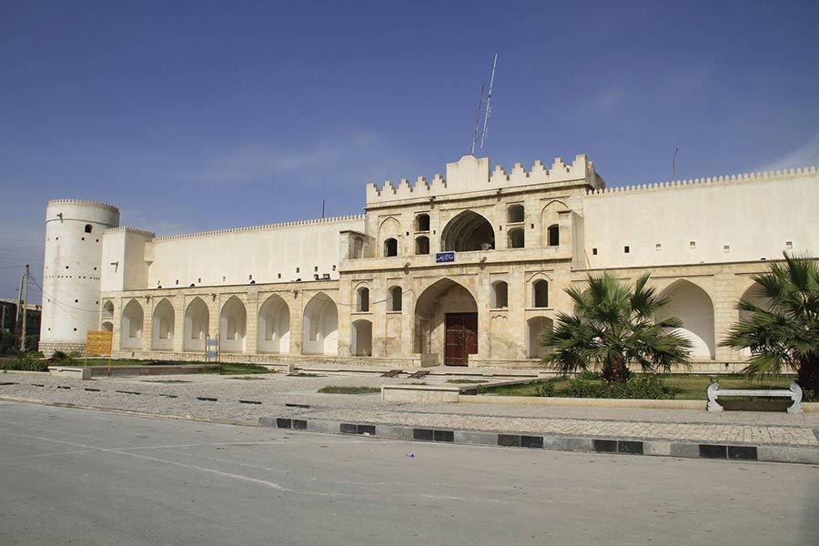 Borazjan Fortress (The Moshir-ol-Molk Caravanserai)